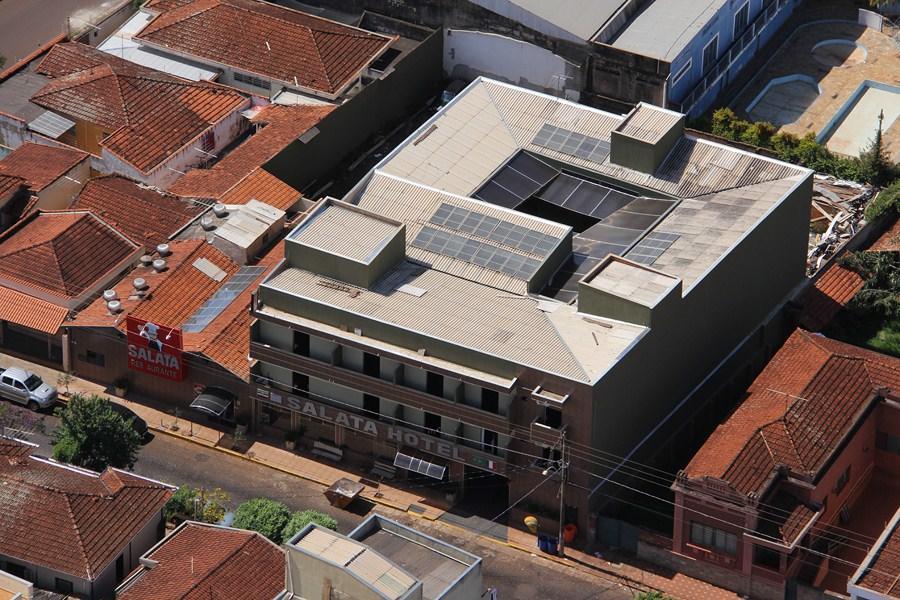 Salata Hotel Centro Jardinópolis Exterior foto